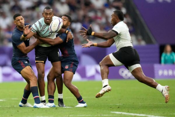 “FIJI’s Revival Shakes Up Olympic RUGBY SEVENS: France Faces Crucial Test as Quarter-Finals Approach…Read more “