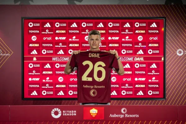 “DONE DEAL: Roma Bolsters Backline with €4.3M Acquisition of Swedish Left-Back… See Details Below”