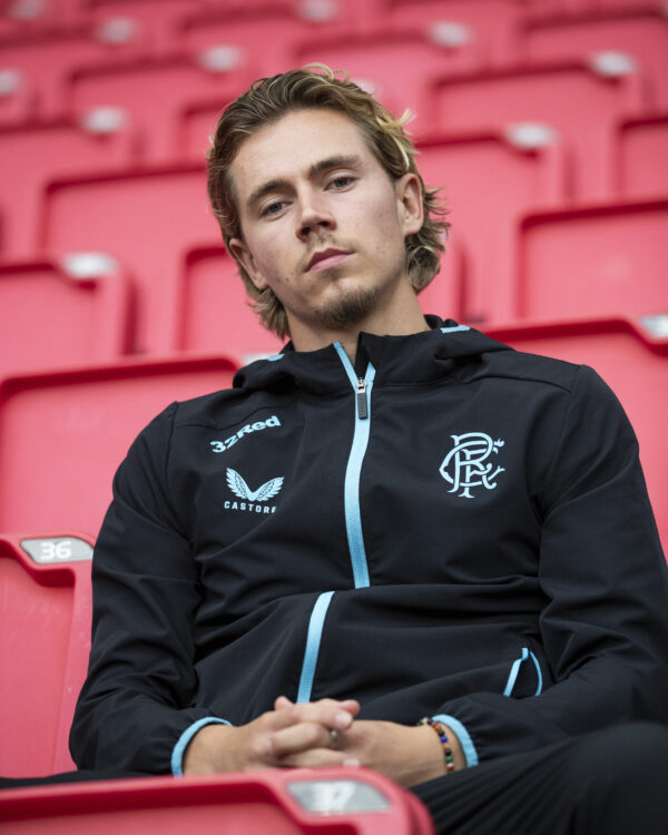 “Manager Clement Unconvinced: Rangers Midfielder Todd Cantwell on the Brink of Exit…Read More”