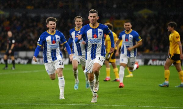 “Transfer Turmoil: Borussia Dortmund Eyes Brighton Midfielder Pascal Gross as Eintracht Frankfurt Steps Back – Learn More!”