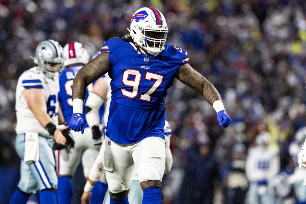 "BREAKING NEWS:Cowboys Strengthen Their DT  Acquiring Jordan Phillips From NY Giants...Read more"