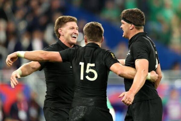 “MASSIVE BOOST” All Blacks Edge Out Wallabies’ Valiant Effort in Sydney