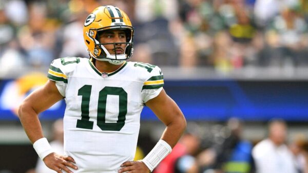 “Huge Blow” Green Bay Packers Fans In Rage After ESPN Analyst Calls Popular Starter Below Average