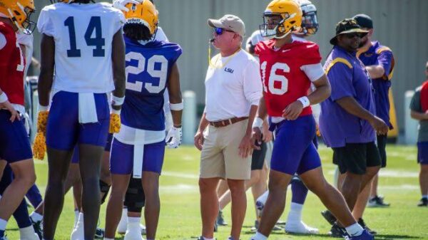 “ITS OFFICIAL” LSU football Set To Bring Back The Tradition Of Using Live Tiger During Games