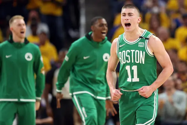 Entire Celtics Squad Finds Itself “in Payton Pritchard’s Bag” During Dominant Practice Showing