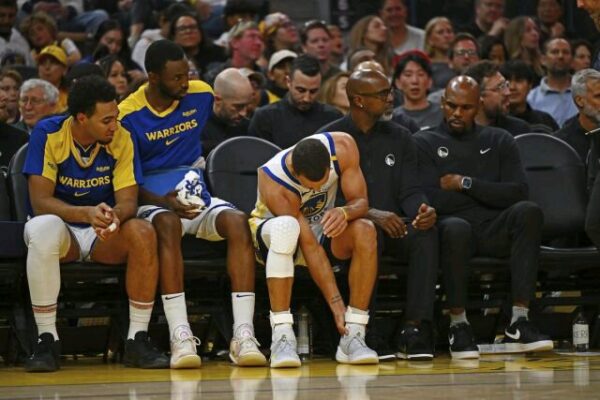 Heartbreaking Blow for Golden State: Stephen Curry Suffers Major Injury Setback