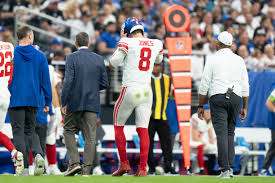 Headline: New York Giants Rally Falls Short in Nail-Biting Finish Against Las Vegas Raiders