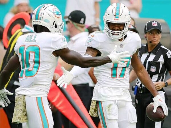   HE ANNOUNCED BY THE CHURCH TRAGC News:Hill About to Be Traded? How This Move Could Redefine the Dolphins’ Future