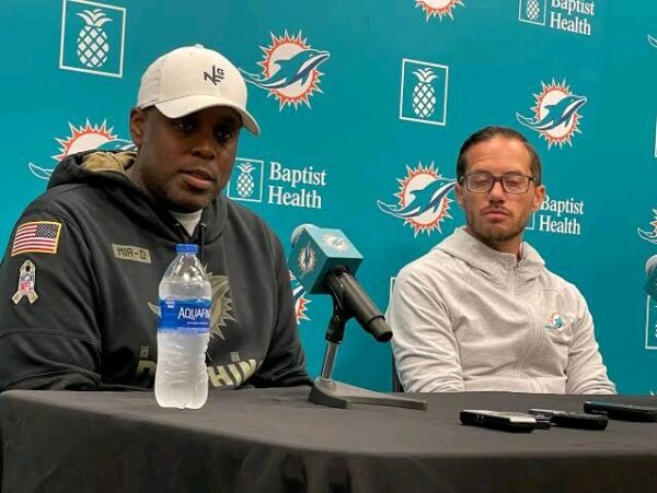 BREAKING NEWS: GM Chris Crier and HC Mike McDaniel Announce Heartbreaking News Regarding Dolphins Owner Stephen Ross Ahead of Week 18