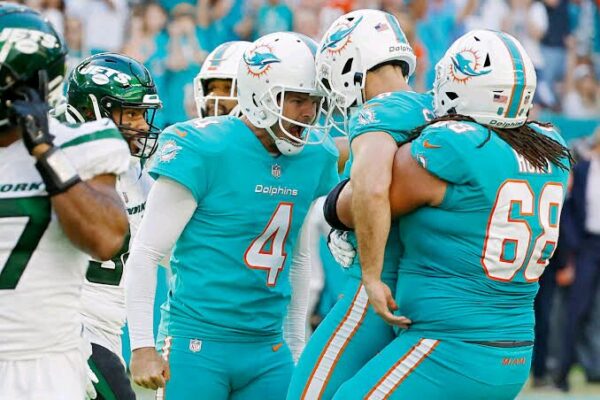 BREAKING NEWS: Drama Escalates in Miami as Dolphins Fans Demand the Immediate Exit of GM Chris Grier