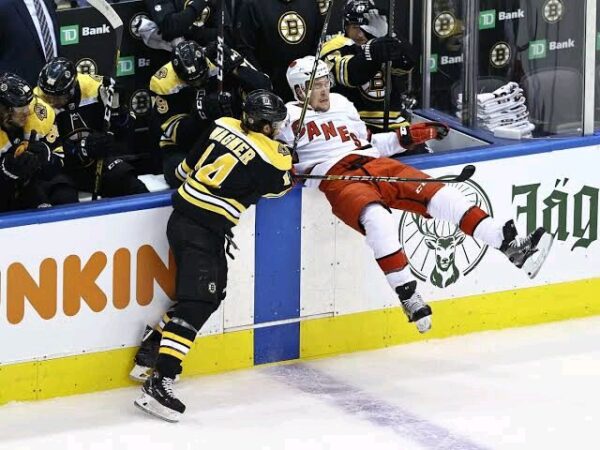 SO SADLY:Boston Bruins Injury Update and Player Performance Review: McAvoy, Lindholm, and Geekie