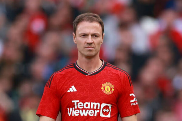 BREAKING NEWS: Rangers Set to Sign Jonny Evans From Manchester United; Agreement to be Reached in Few Hours