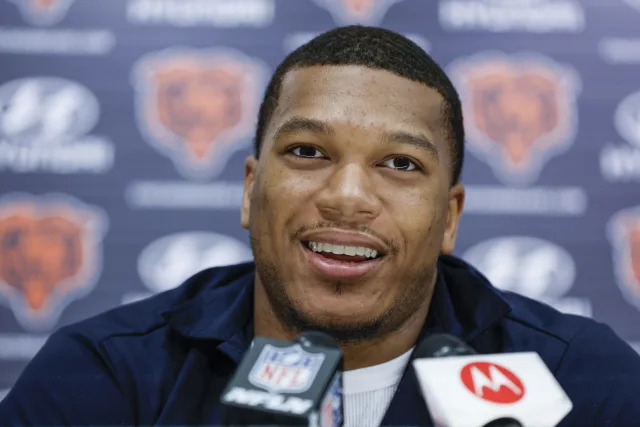 BREAKING NEWS: Chicago Bears Veteran DJ Moore Declares NFL Trade Regarding His Interest In Green Pay Packers After...