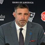 JUST IN: The New England Patriots Head Coach Mike Vrabel Shocks The Entire NFL World For Accepting A $190 Million Deal In The Wake Of An AFC Offer As He Explains...