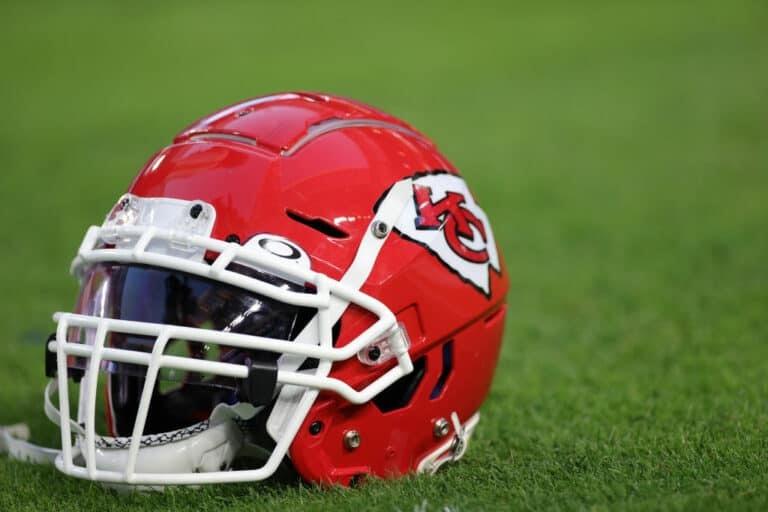 BREAKING NEWS: Regarding Chiefs Seven Draft Picks Selections To Clear Up Space, Kansas Chiefs Release Two Veterans To Rival Team Including...