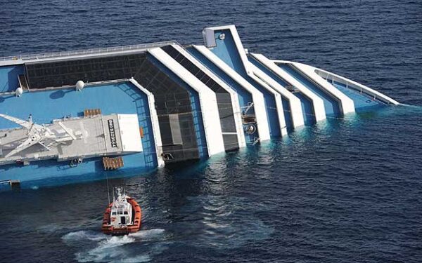 Chaos at Sea: Carnival Cruise Ship Faces Unexpected Disaster, Stranding Hundreds!