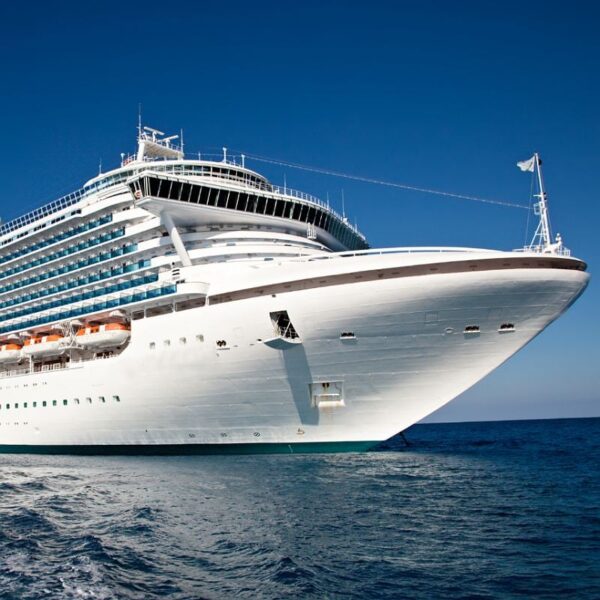 Breaking news :Montreal Hockey Star Declines Flight, Opts for Ocean Voyage to Europe in Climate Statement