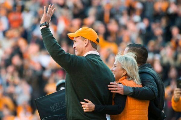 BREAKING NEWS: Peyton Manning Abruptly Resigns from Tennessee Volunteers Coaching Staff, Sending Shockwaves Through Knoxville