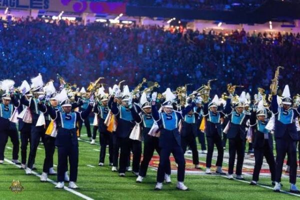 just in :Philadelphia Marching Band Key Player Signs Contract with Team
