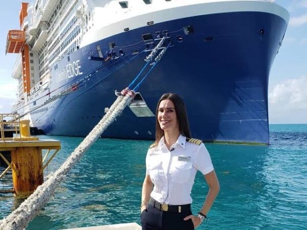 Breaking news:We Are Not: Carnival Cruise Captain Was Hot