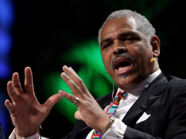 Breaking news :Carnival Cruise CEO Urges Passengers to Wear Life Jackets Amid Safety Concerns