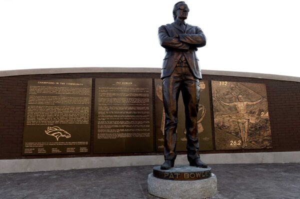 JUST IN: Titans to Unveiled Bronze Statue of Legend Steve McNair in Nashville