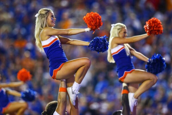 ESPN Names the Florida Gators Cheerleading Squad the Best in the World After Their Historic, Jaw-Dropping Performance Astonishes the World