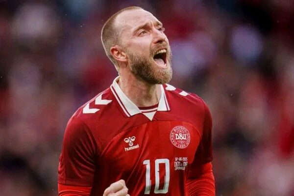 Christian Eriksen lands Rangers pitch as De Jong ‘decision’ and Ramsdale rule escalate 49ers ‘surprise’ transfer tease | Daily Record