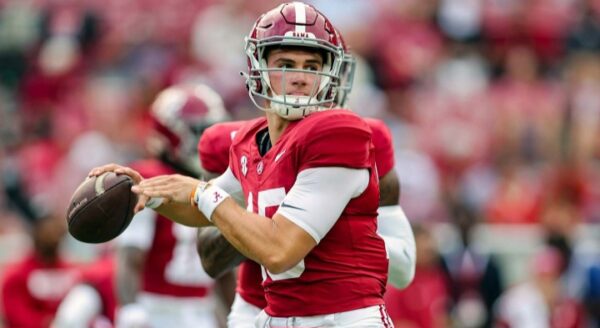 Crimson Tide Quarterback Ty Simpson’s Foundation Donates $10,000 to Boost Reading Programs for Tuscaloosa Elementary Schools