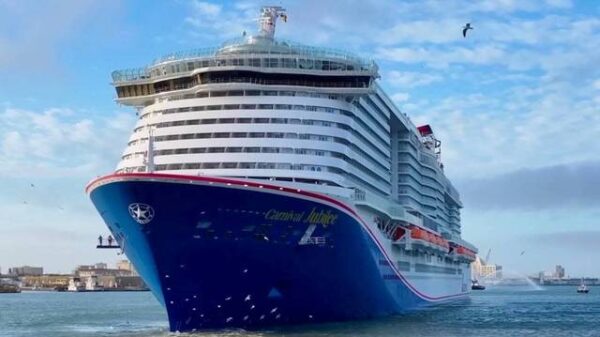 INCREDIBLE: Carnival Cruise Line Bans Tiktok Influencer After Booze Scam