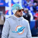 BREAKING DOWN: Head Coach Mike McDaniel Heroics Pull Miami Dolphins QB Tua Tagovailoa To Season