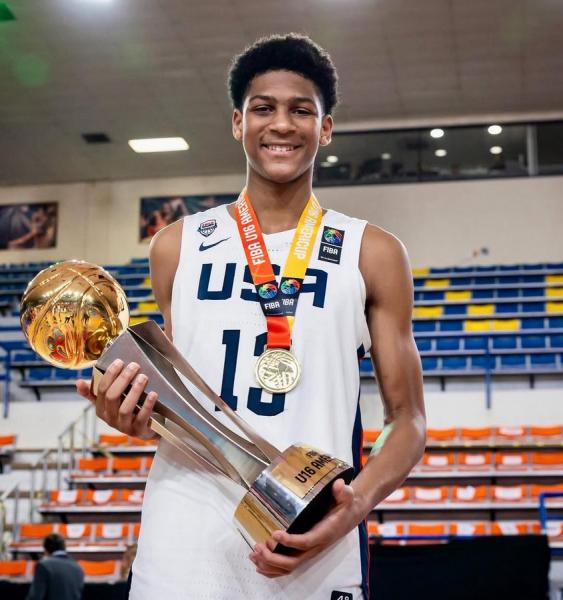 Breaking News: Tennessee Basketball Offers Son Of LSU Football Legend Scholarship
