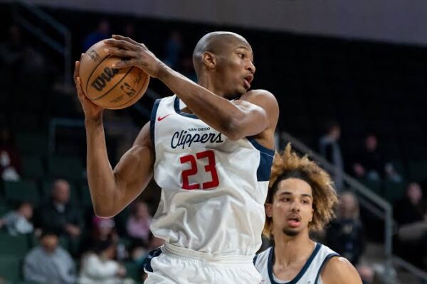 Breaking news: Kai Jones’ Future in the NBA: A Standard Contract on the Horizon?