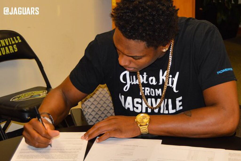 CONFIRMED: Jalen Ramsey Signs Lifetime Deal With Miami Dolphins To Become The First NFL  Player In...