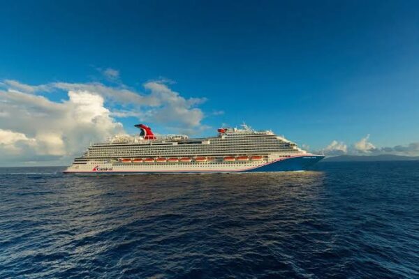 BREAKING NEWS: Carnival Vista Resumes Operations After Extensive Engine Repairs