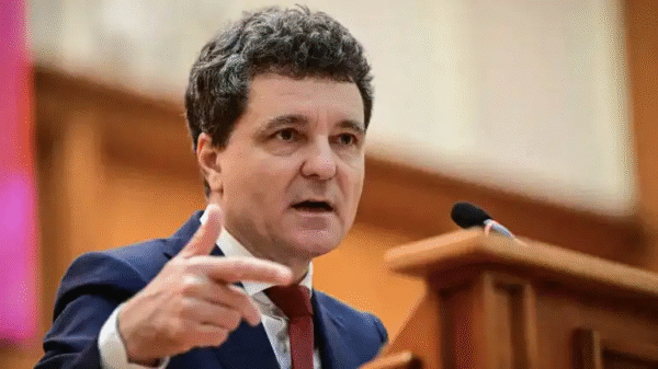 Președintele Dan îl numește pe premierul Bolojan vicepremier interimar, după demisia lui Anastasiu