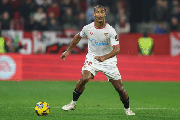 LATE BID EXPECTED: Bayer Leverkusen and Bournemouth Set for Transfer Battle Over Sevilla Defender Loïc Badé