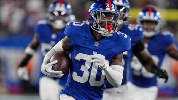 BREAKING: Giants Cornerback TJ Moore May Not Be Able To Play For The Season Following His Recent Leg Injury