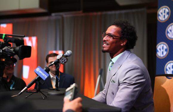 Just in: Arion Carter’s Growing Role: A Key Factor in Tennessee’s Defensive Success