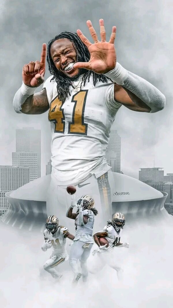 Alvin Kamara Makes NFL History: Surpasses Marcus Allen for 5th All-Time Among Running Backs in Career Receptions