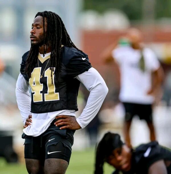 BREAKING NEWS: Alvin Kamara Threatens Retirement if Traded; “I’m Going to Go Drink a Piña Colada Somewhere”